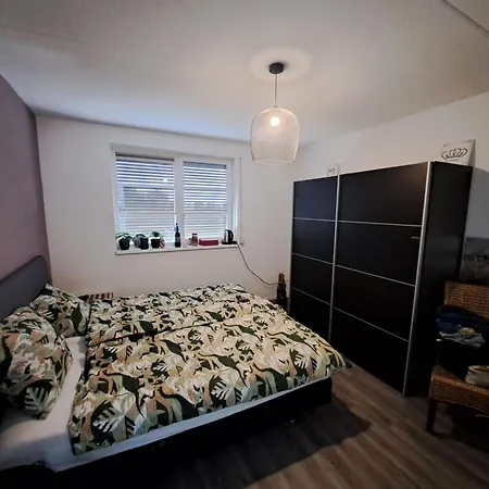 Shared Fieldsight - A Shared No Breakfast Homestay Doornspijk
