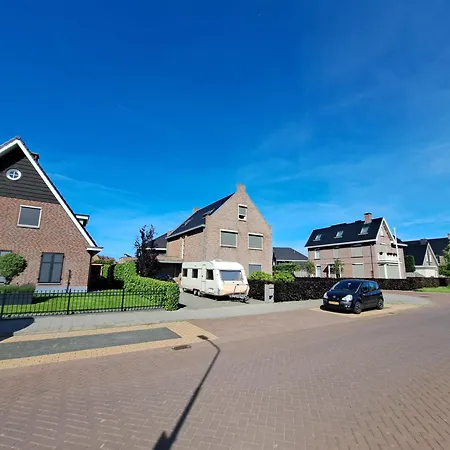 Shared Fieldsight - A Shared No Breakfast Doornspijk